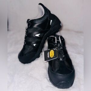 NEW Unisex RefrigiWear Icetrek Crossover Hiking boots